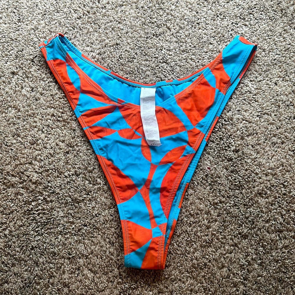 Fabletics High Cut Swim bottom